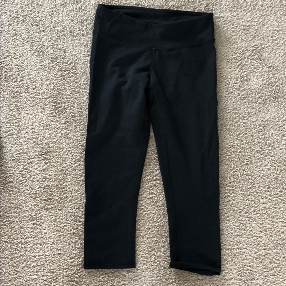 Fabletics crop leggings